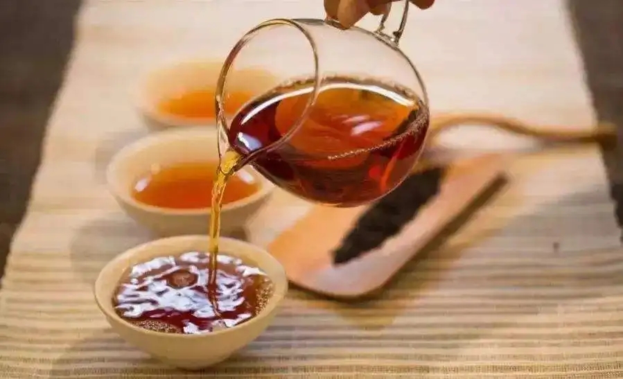 普洱茶怎么這么濃？