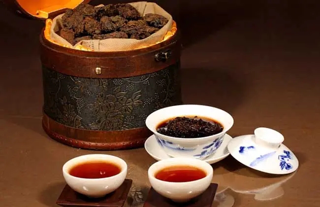 喝普洱完整滋味，品老茶成熟茶湯