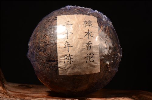 收藏普洱茶，應選擇知名品牌還是小品牌？