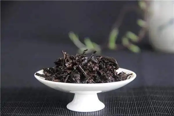 判斷普洱茶是不是好料，只看一個(gè)地方！