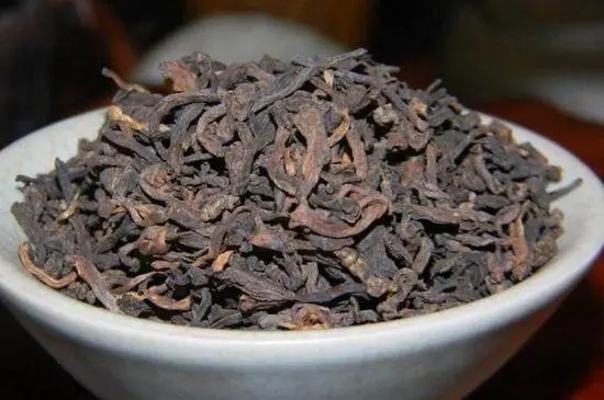 喝普洱，中期茶綜合性價比高